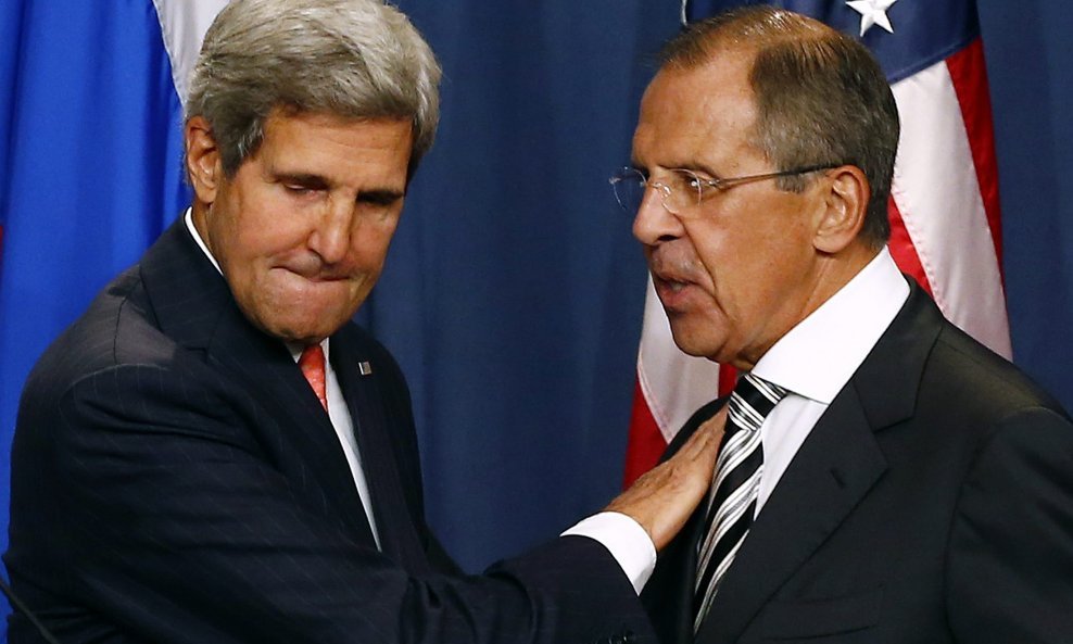 John Kerry i Sergej Lavrov