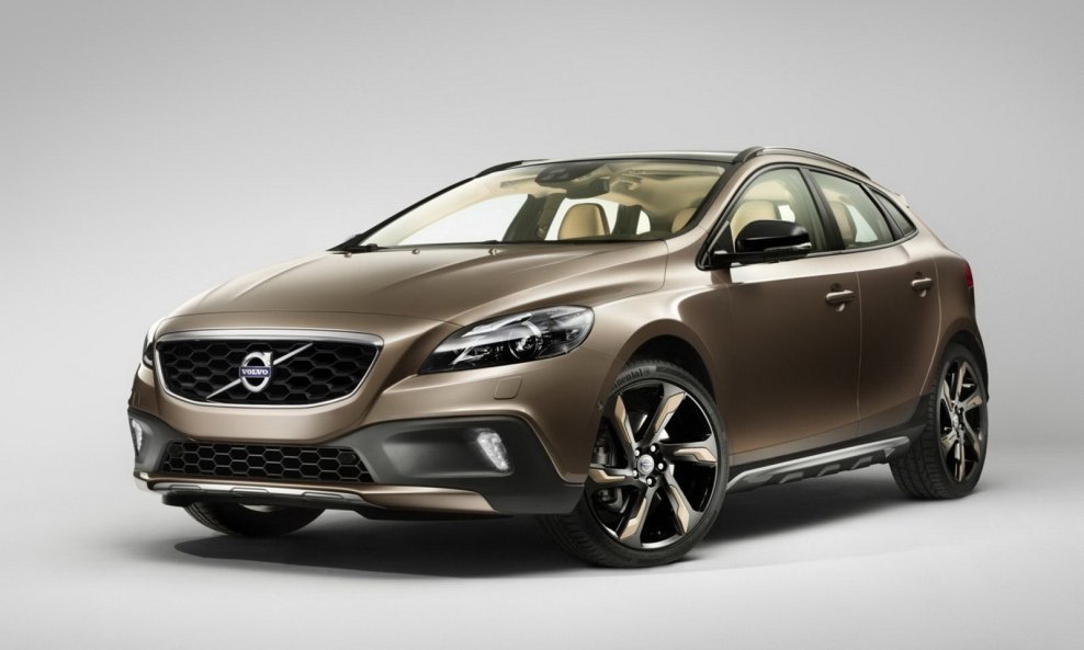 volvo-v40-cross-country-13[2]