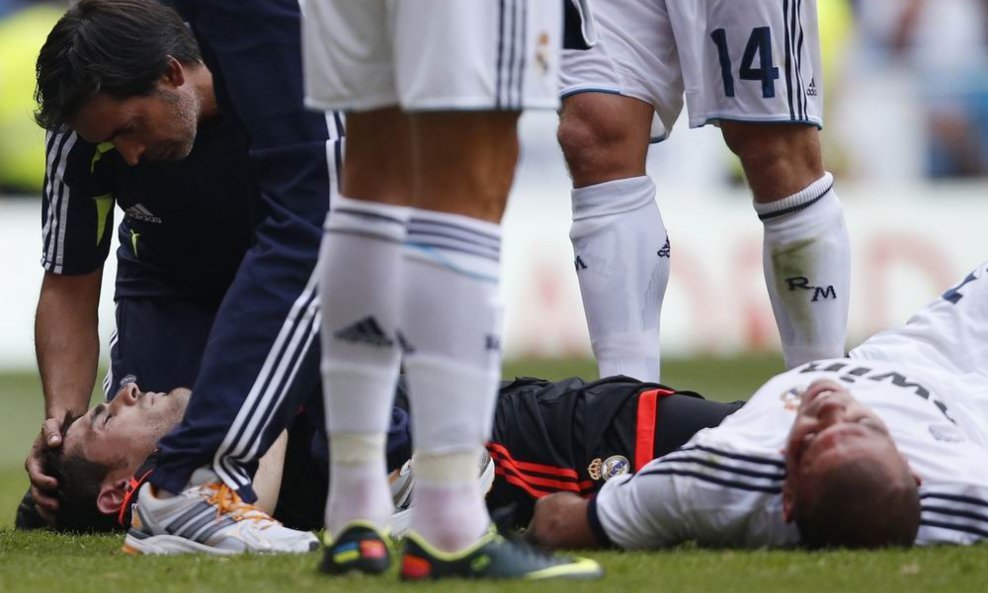 Casillas Pepe - sudar ozljeda Pepea
