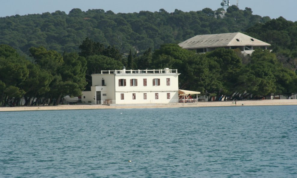 osejava makarska plaža