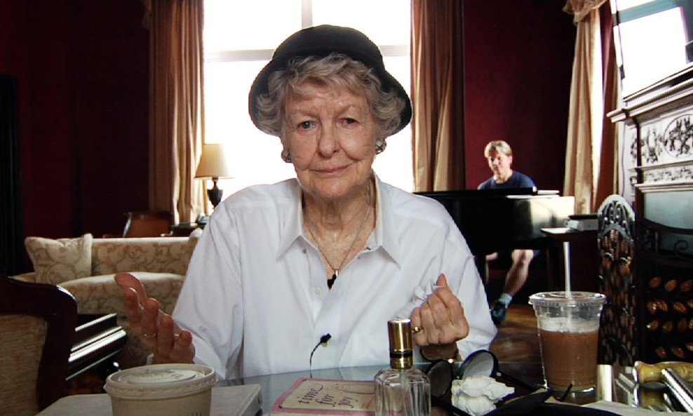 Elaine Stritch