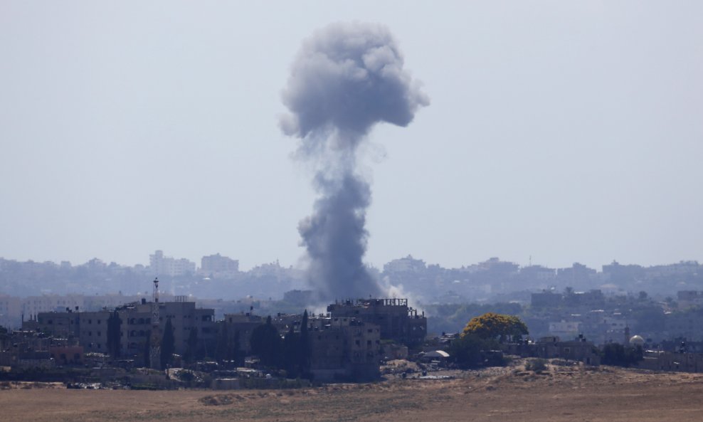 Izraelski zrakopolovi bombardirali Gazu nakon raketnih napada