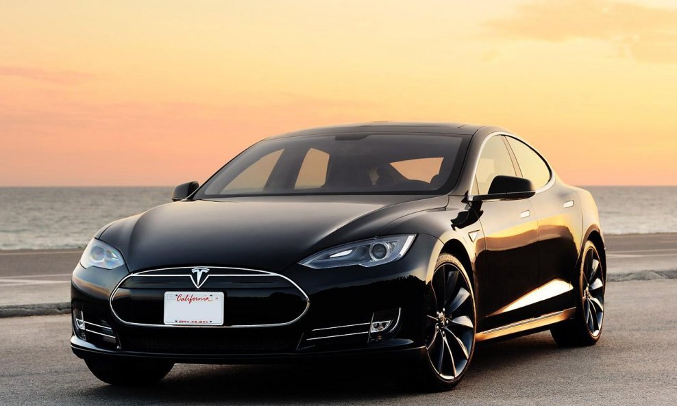 Tesla-Model-S