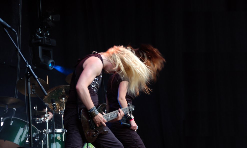 Headbanging, metalac, roker