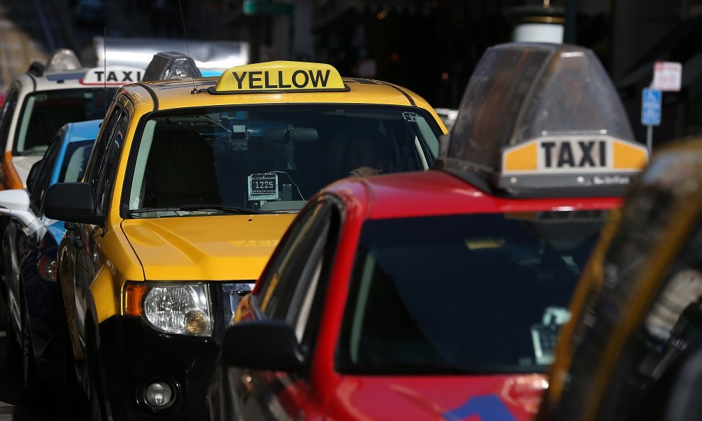 Taxi