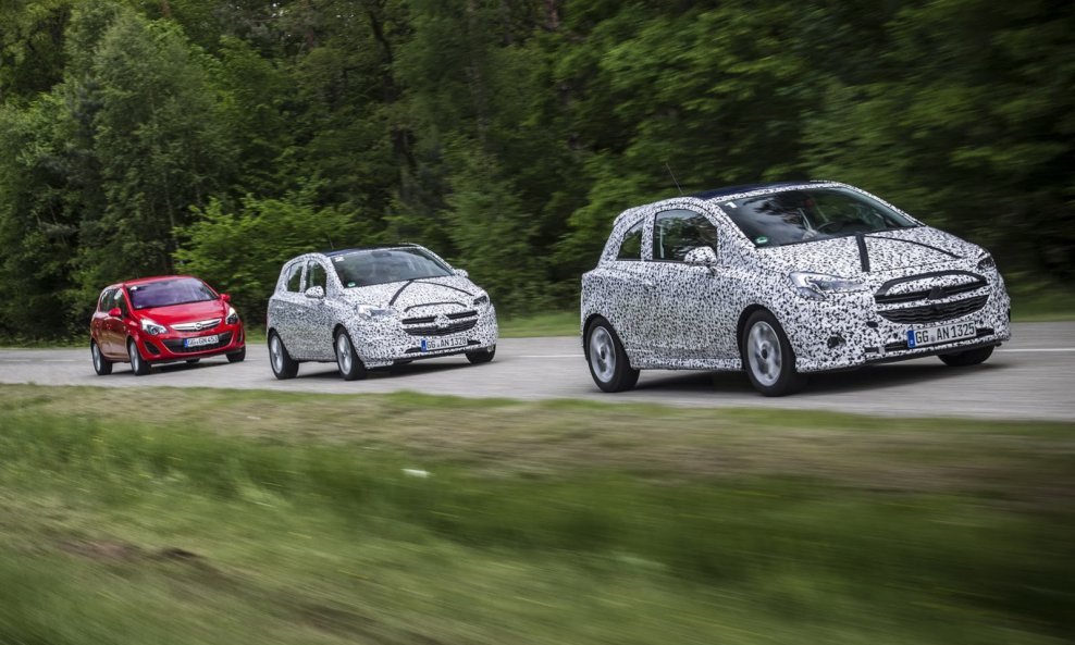 2015-Opel-Vauxhall-Corsa-16