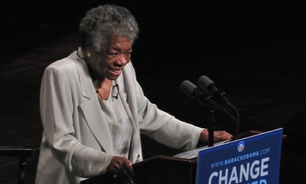 mAYA aNGELOU