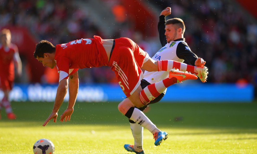 Dejan Lovren i Gary Hooper