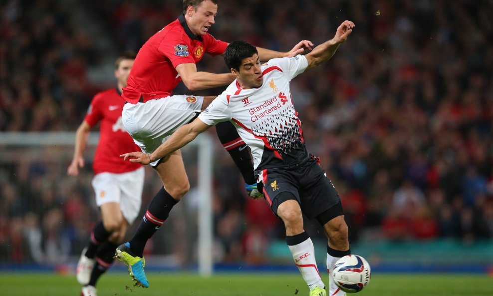 Jonny Evans i Luis Suarez