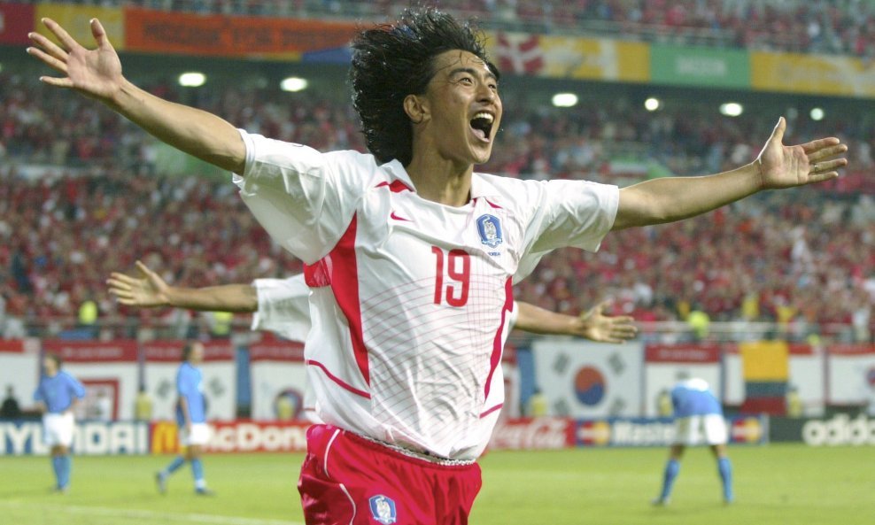 Jung Hwan Ahn južnokorejska nogometna reprezentacija