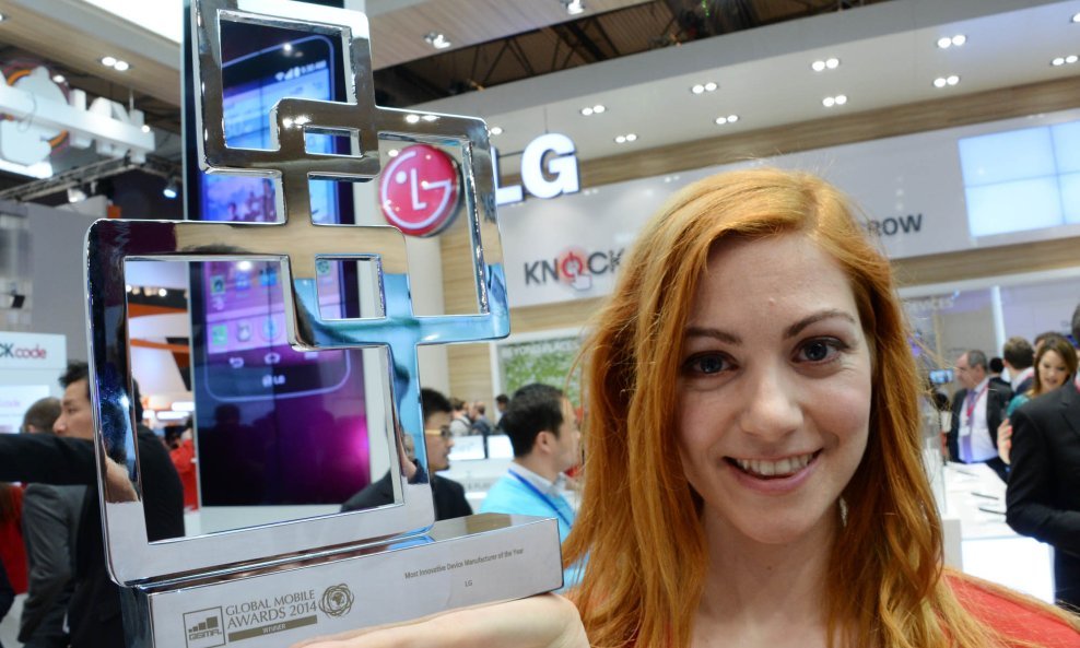 LG_MWC2014_Award_01