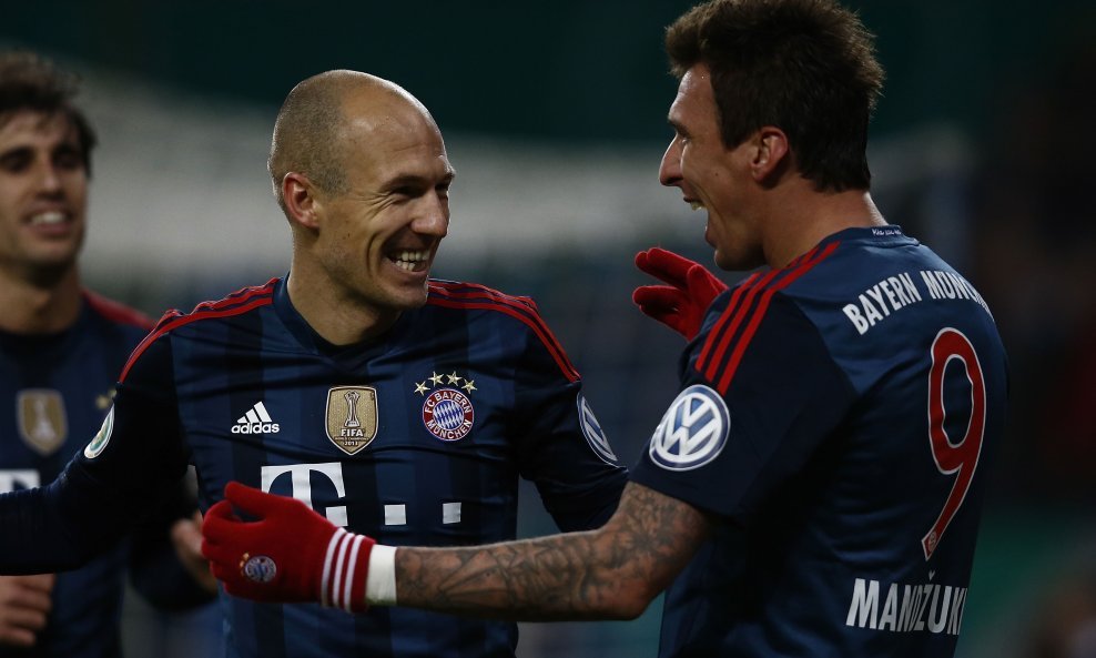 Mario Mandžukić i Arjen Robben