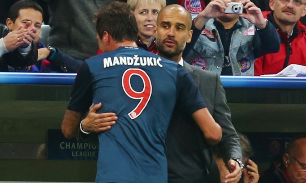 Pep Guardiola i Mario Mandžukić