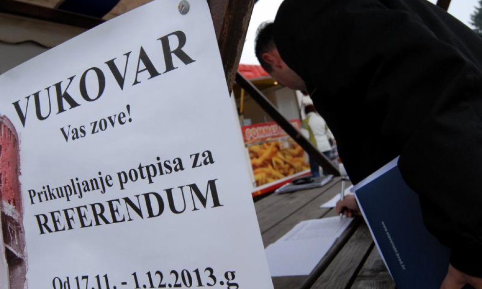 REFERENDUM PROTIV ĆIRILICE