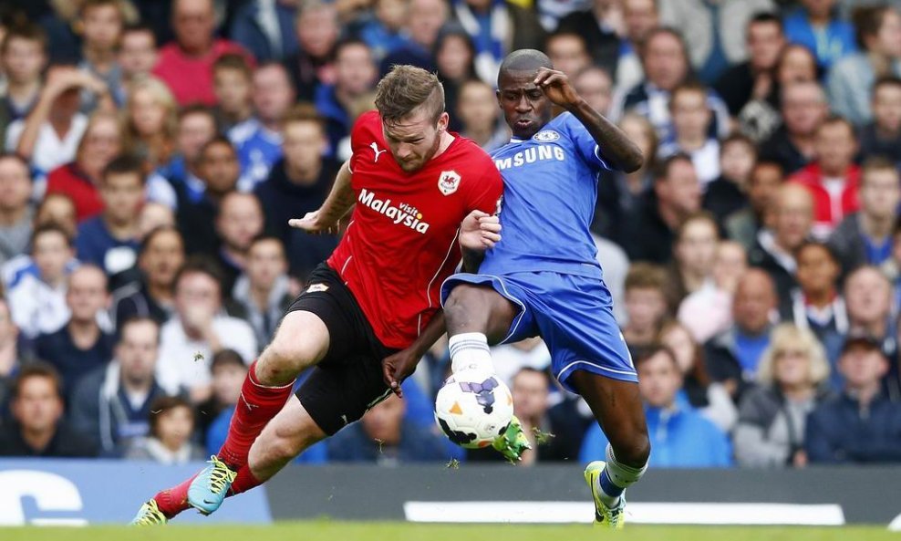 Ramires (D) i Aron Gunnarsson