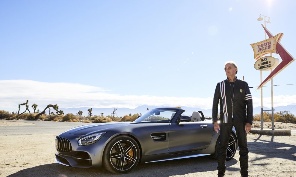 Peter Fonda u oglasu za Mercedes AMG GT Roadster