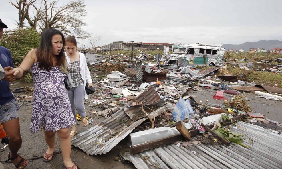 Tajfun, Filipini