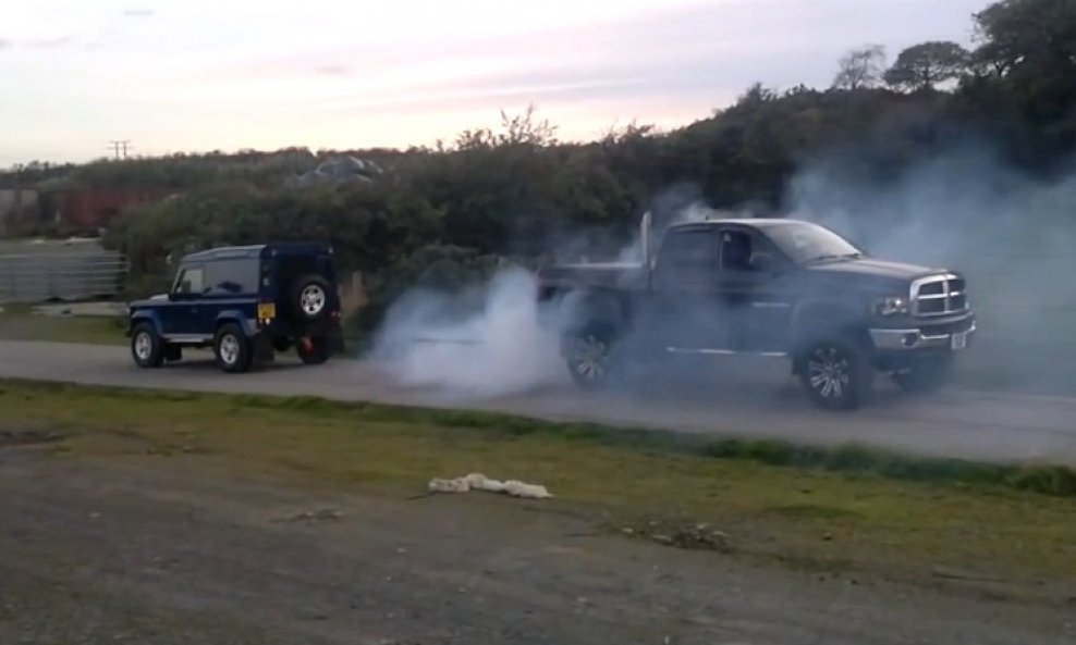 Land Rover vs. Dodge Ram