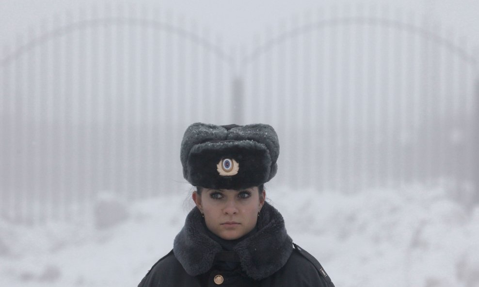 ruska policija policajka