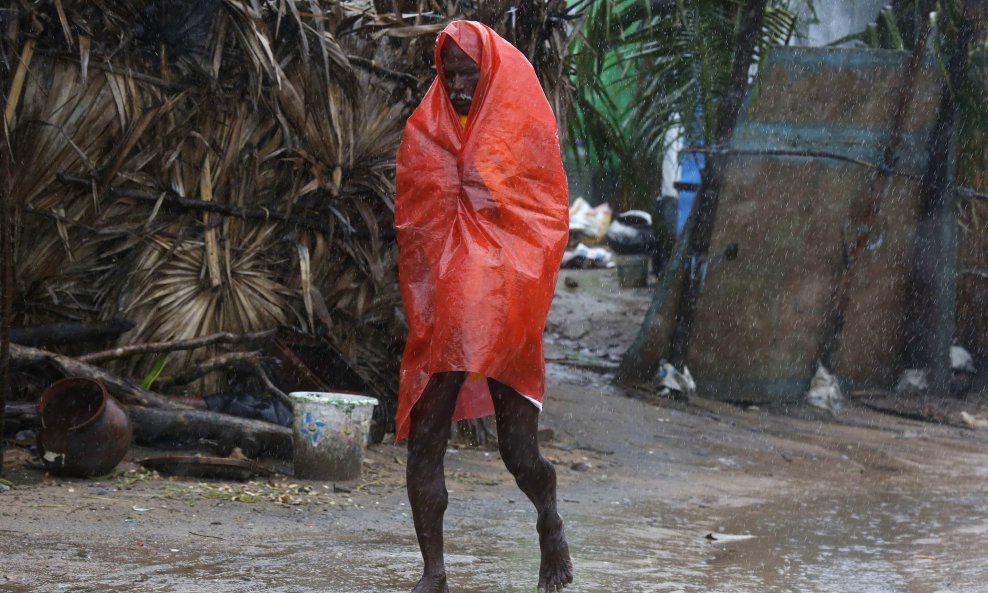 Indija oluja ciklon Phailin