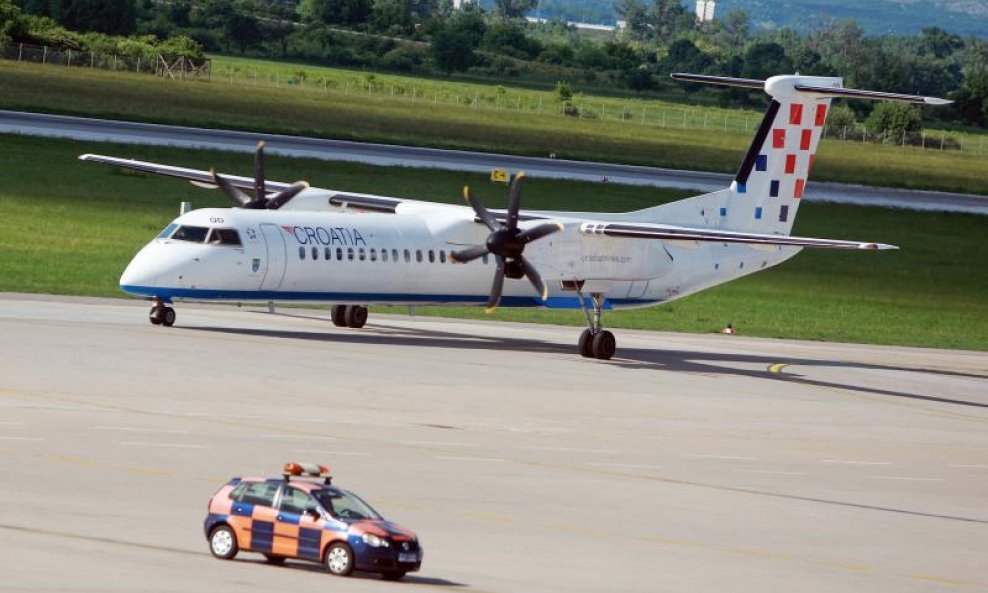 Croatia airlines Bombardier Dash 8 Q400