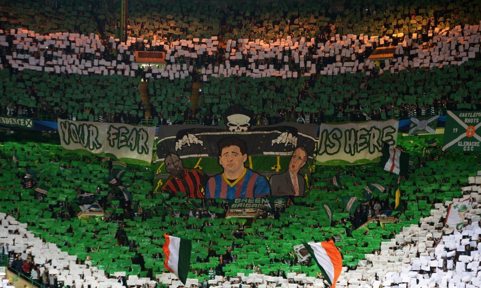 Transparent Celticovih navijača za Lionela Messija