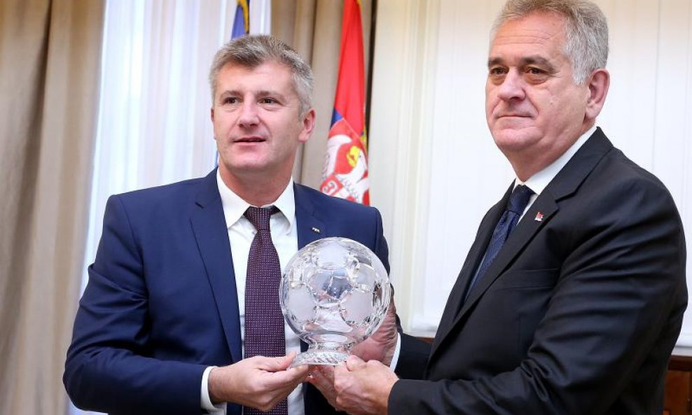 Predsjednik Srbije Tomislav Nikolić i predsjednik HNS-a Davor Šuker