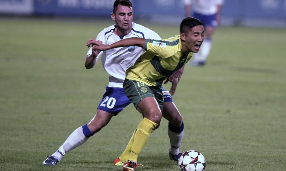 Osijek - Istra 1961, Mihael Pongračić i Chung Woon