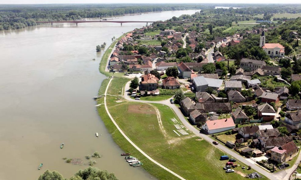 Dunav kod Batine