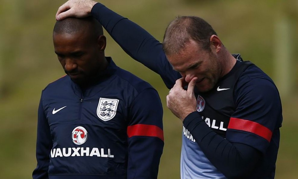 Wayne Rooney (d) i Jermain Defoe