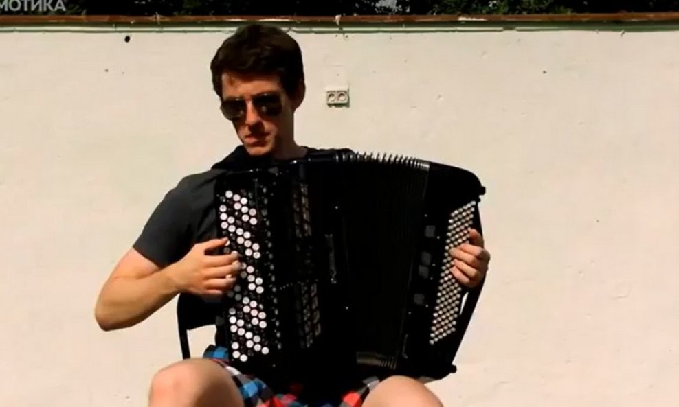 daft punk harmonika funvideo