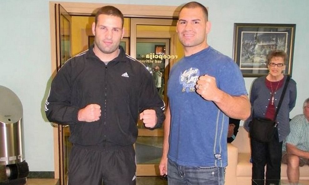 Maro Perak i Cain Velasquez