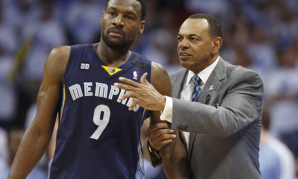 Trener Memphis Grizzliesa Lionel Hollins