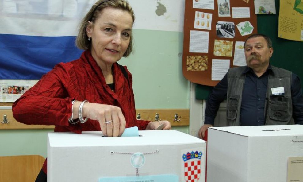 Vesna Pusić na biralištu