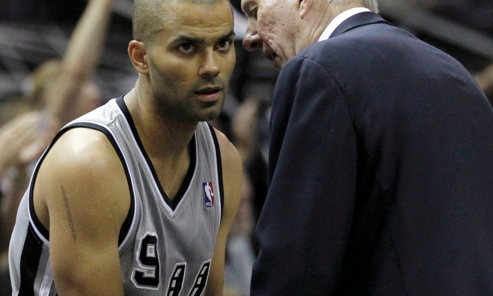 Trener Spursa Gregg Popovich i Tony Parker