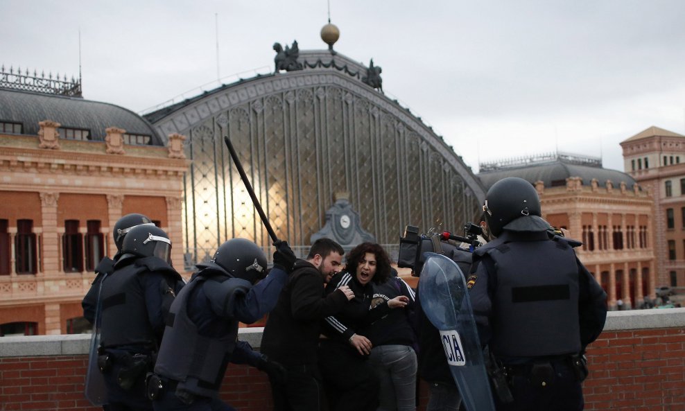 Španjolska prosvjed policijsko nasilje