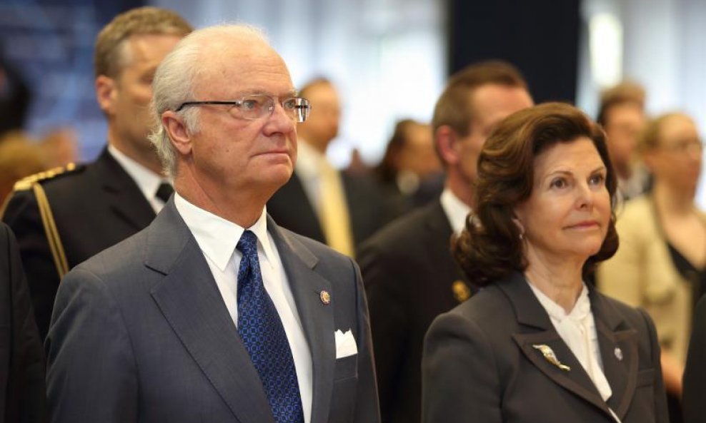 Švedski kralj Carl XVI. Gustaf i kraljica Silvia posjetili su tvrtku Ericsson Nikola Tesla.