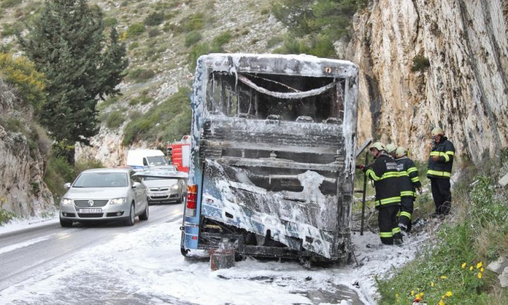 Zapalio se autobus autobus dubrovnik