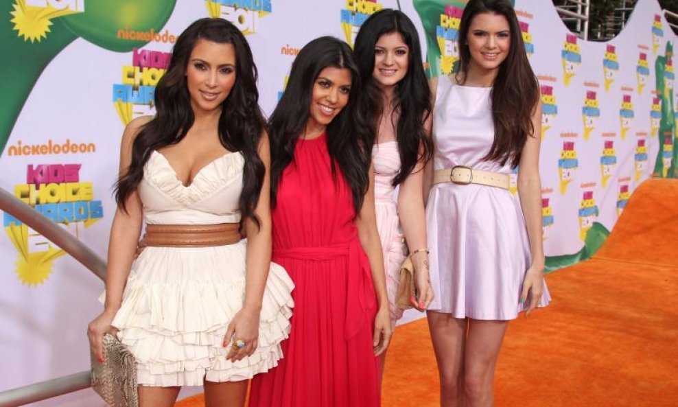 Kim i Kourtney Kardashian, Kendall Jenner i Kylle Jenner