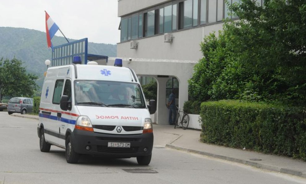 Dom zdravlja Knin bolnica Knin