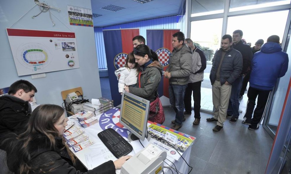 U redu za ulaznice za derbi Hajduk - Dinamo (03)