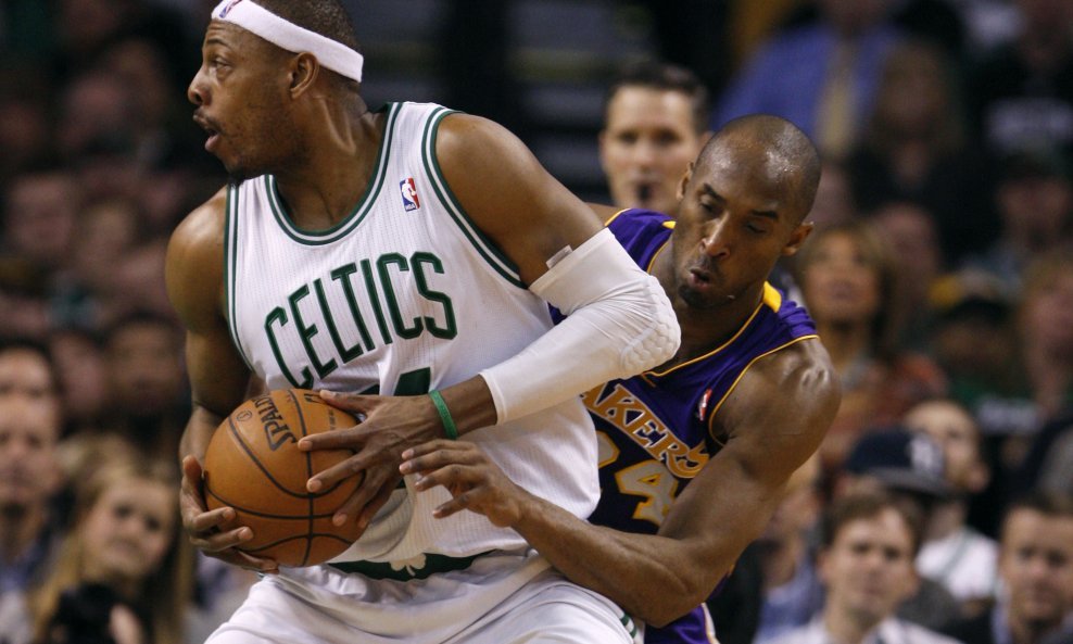 Kobe Bryant i Paul Pierce