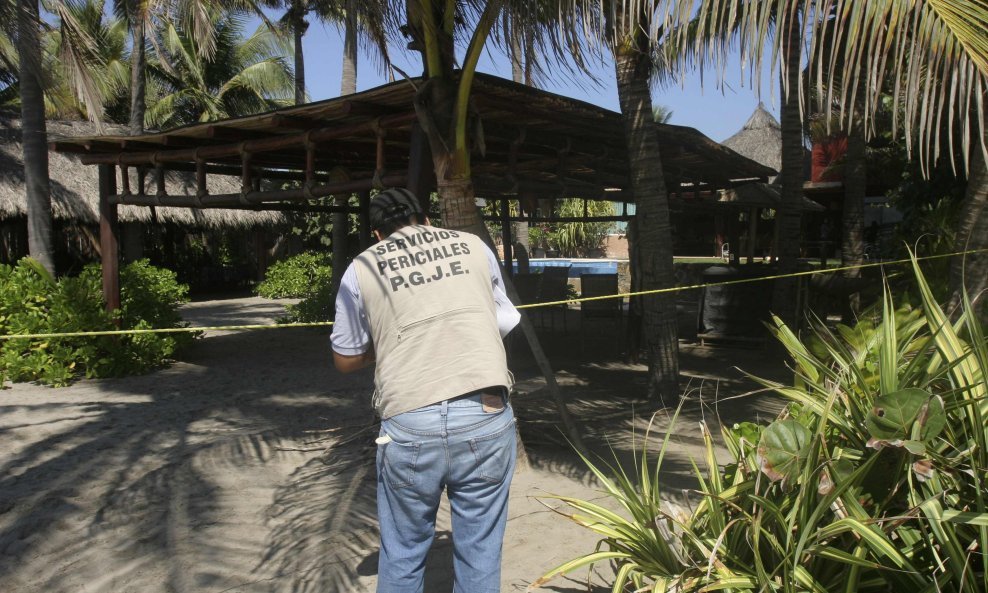 Istražitelji na mjestu na kojem se dogodilo silovanje