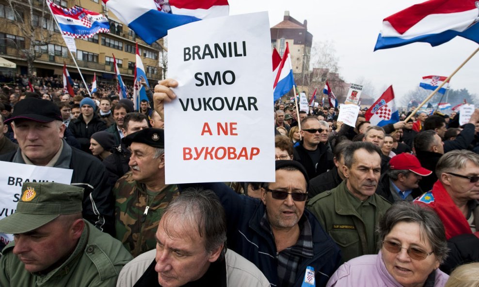 Prosvjed Vukovar (01)