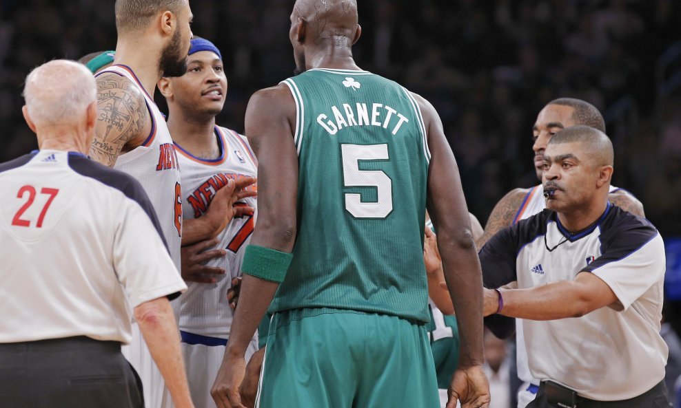 Carmelo Anthony i Kevin Garnett