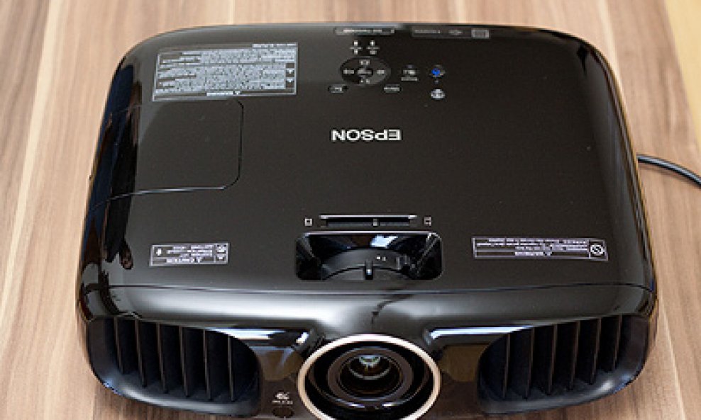 Epson TW6000 projektor