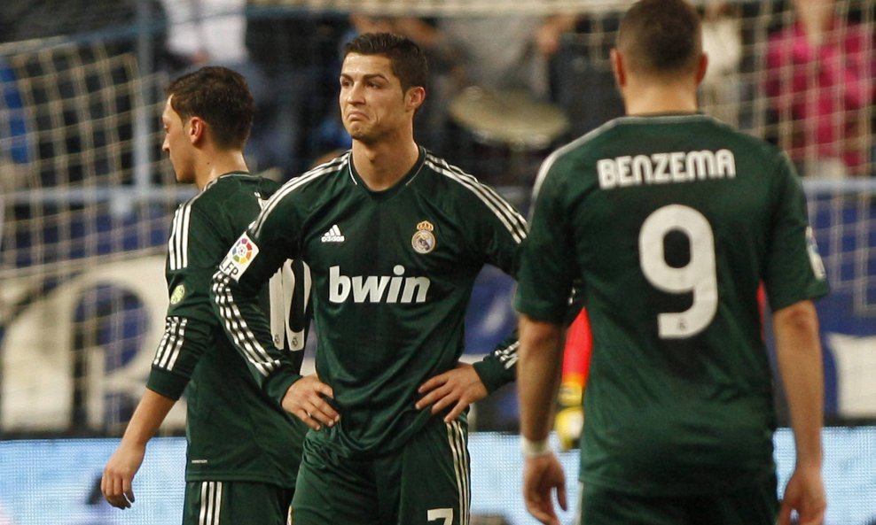 Cristiano Ronaldo Benzema Özil Real Madrid izgubio naslov