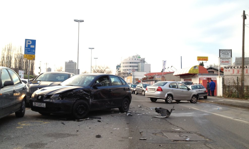 prometna nesreća vlado