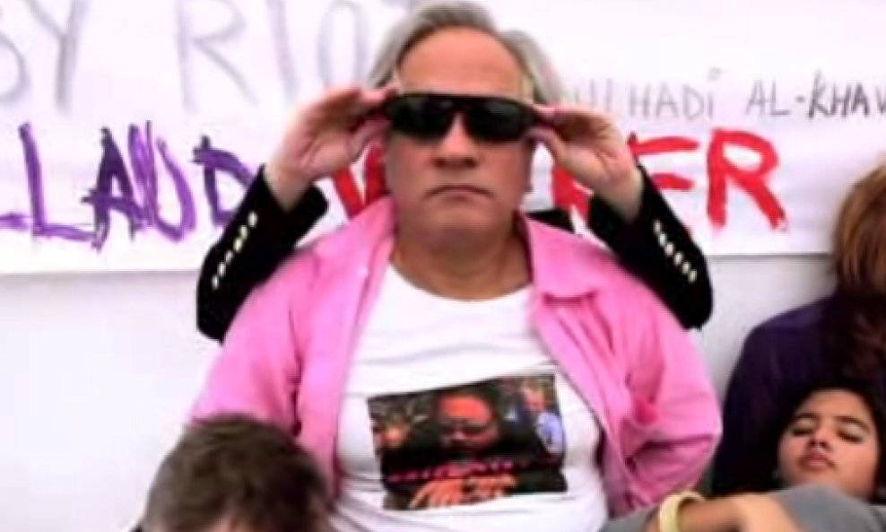 Anish Kapoor Gangnam
