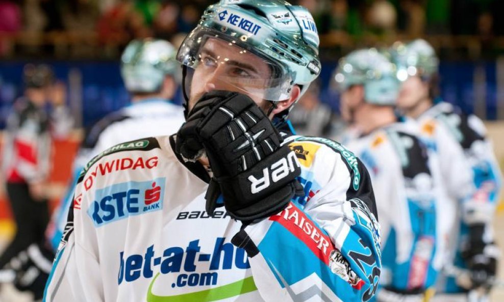 Mike Ouellette 2012 EHC Liwest Linz